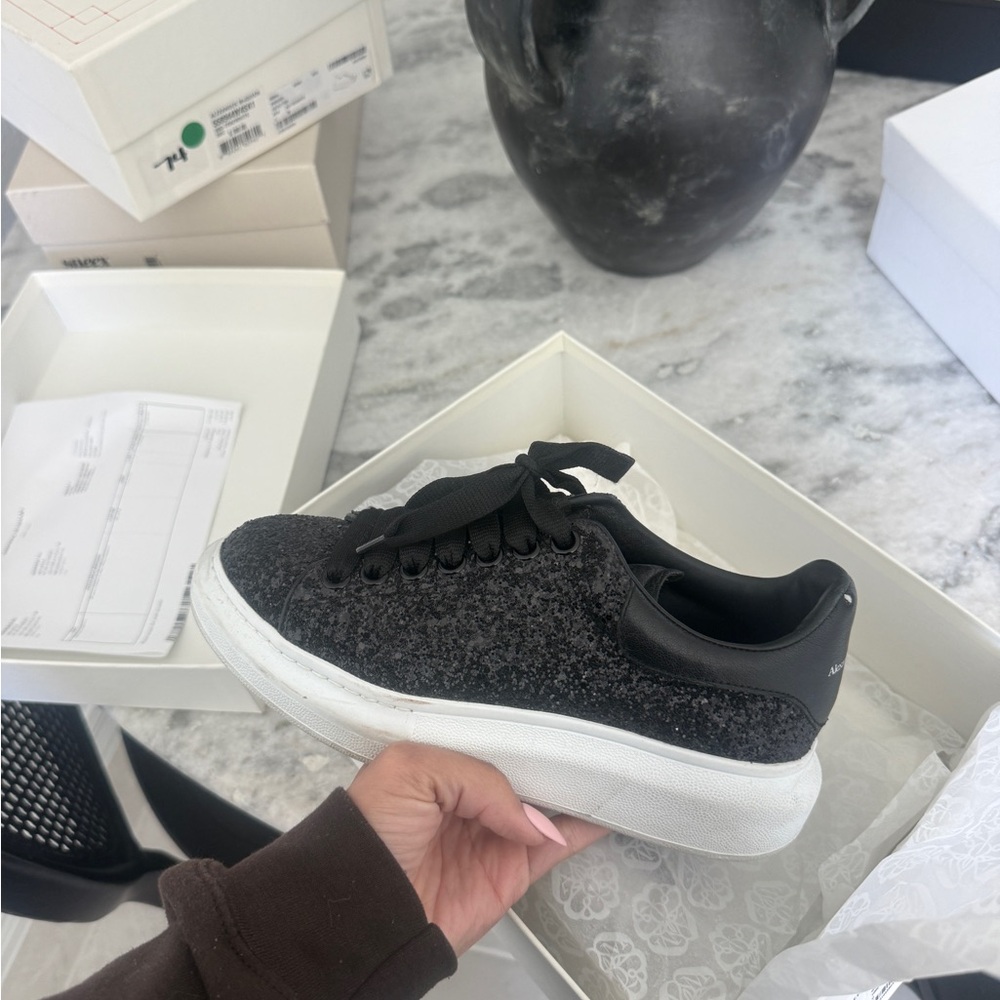 Alexander mcqueen galaxy glitter sneakers - Picture 3 of 5
